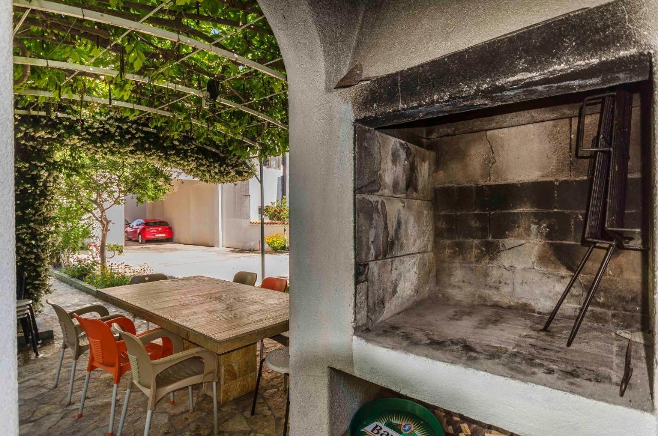 Apartments Zanze Vodice Exterior photo
