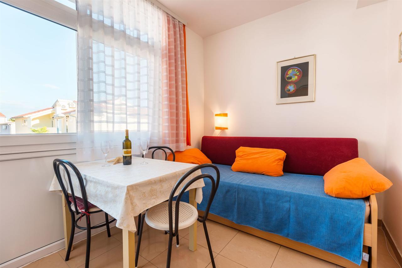 Apartments Zanze Vodice Exterior photo